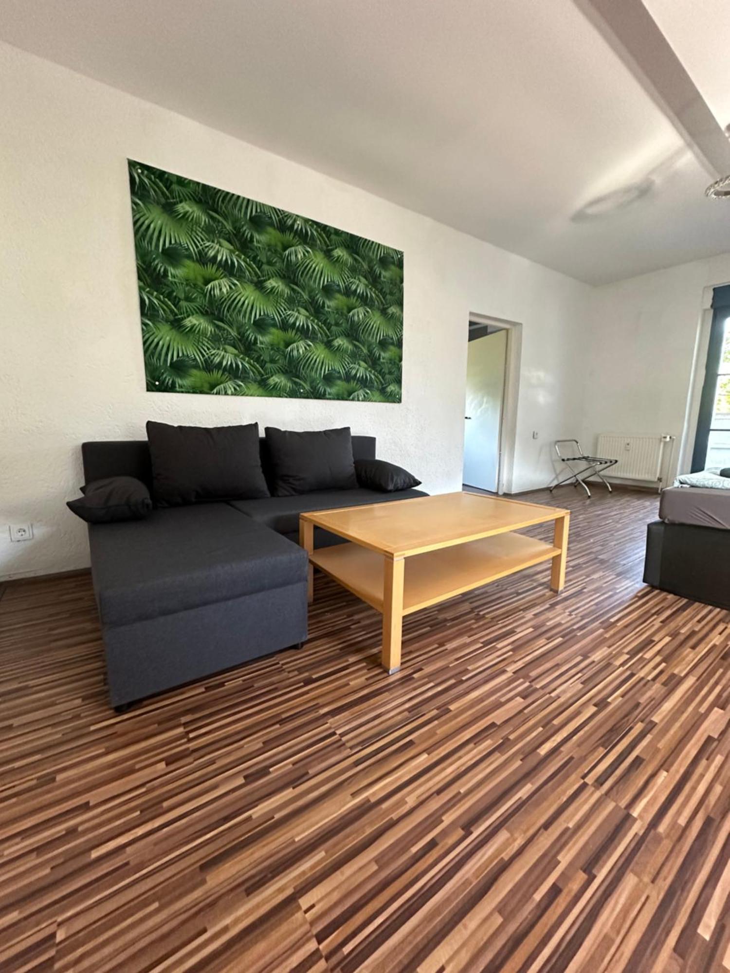 Monteurwohnung Am Flughafen シュクロイディッツ エクステリア 写真