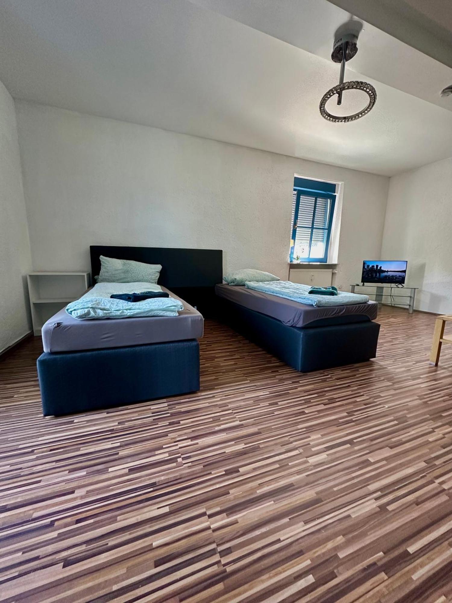 Monteurwohnung Am Flughafen シュクロイディッツ エクステリア 写真