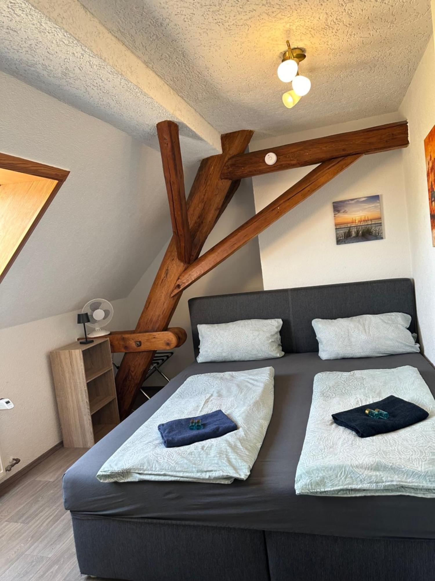 Monteurwohnung Am Flughafen シュクロイディッツ エクステリア 写真
